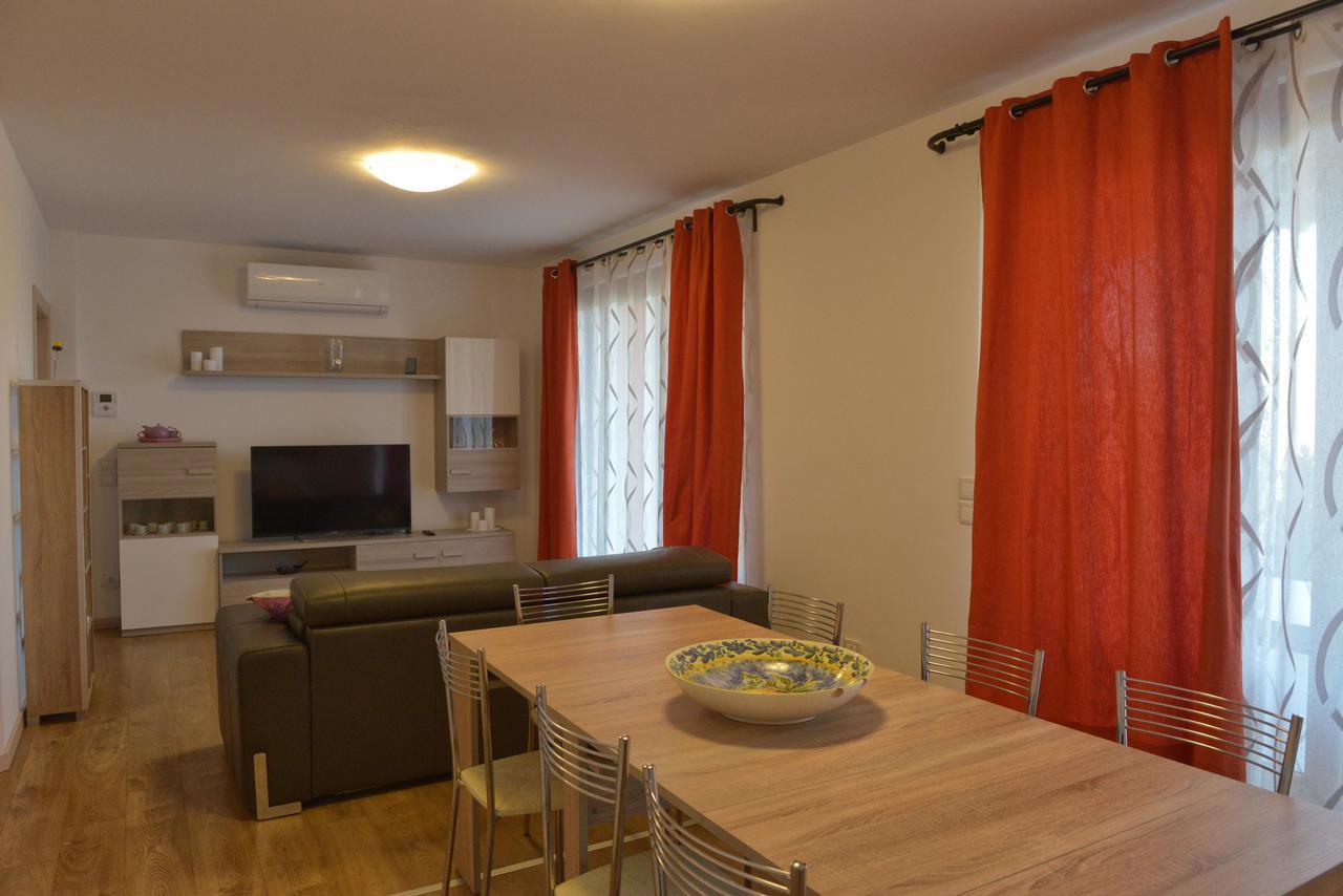 Villa Artemia 마네르바 델 가르다 외부 사진